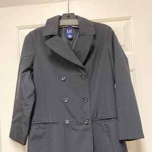 Gap raincoat
